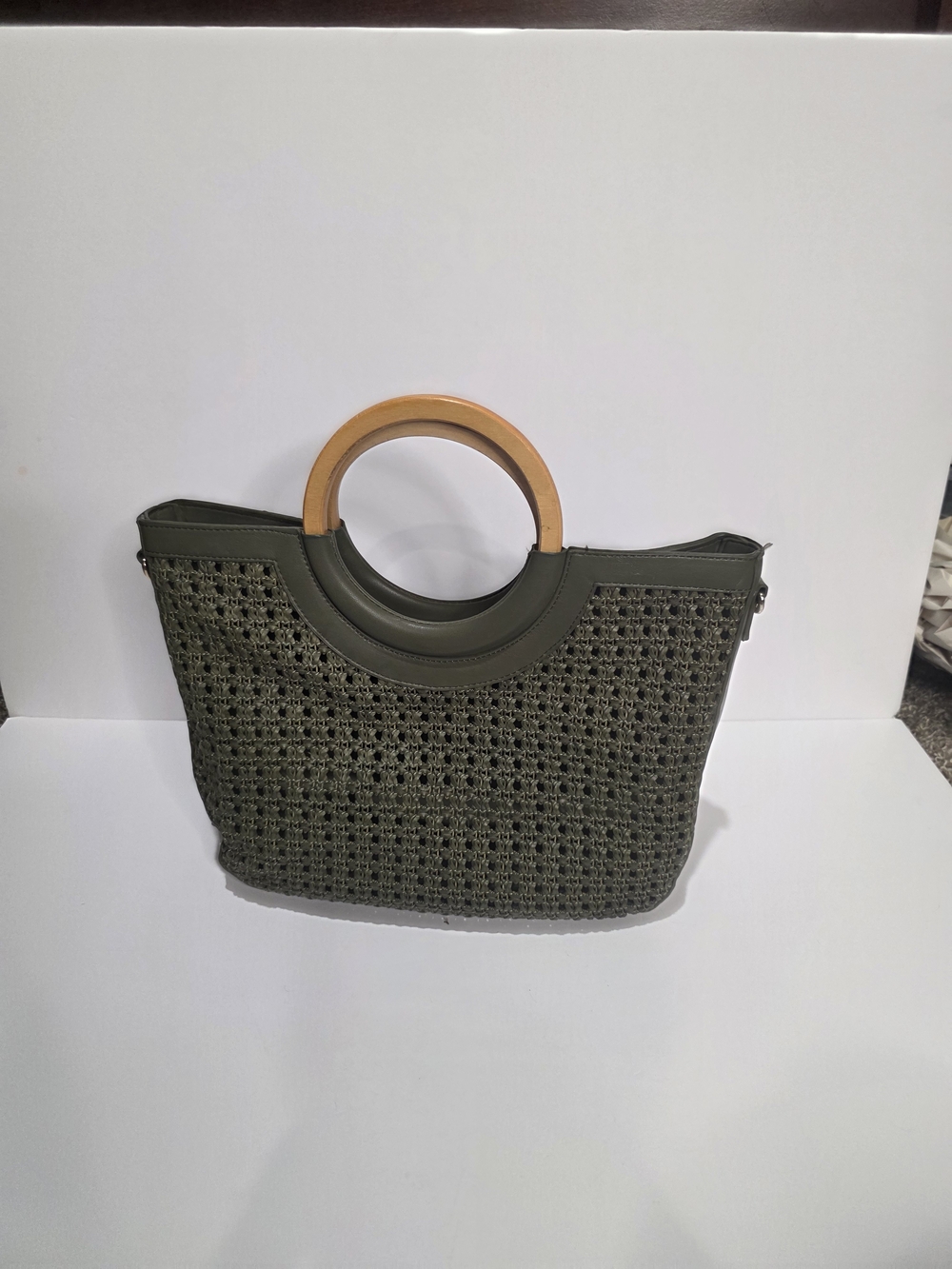 Source Unknown Olive Woven Tote with Wooden Round Handles